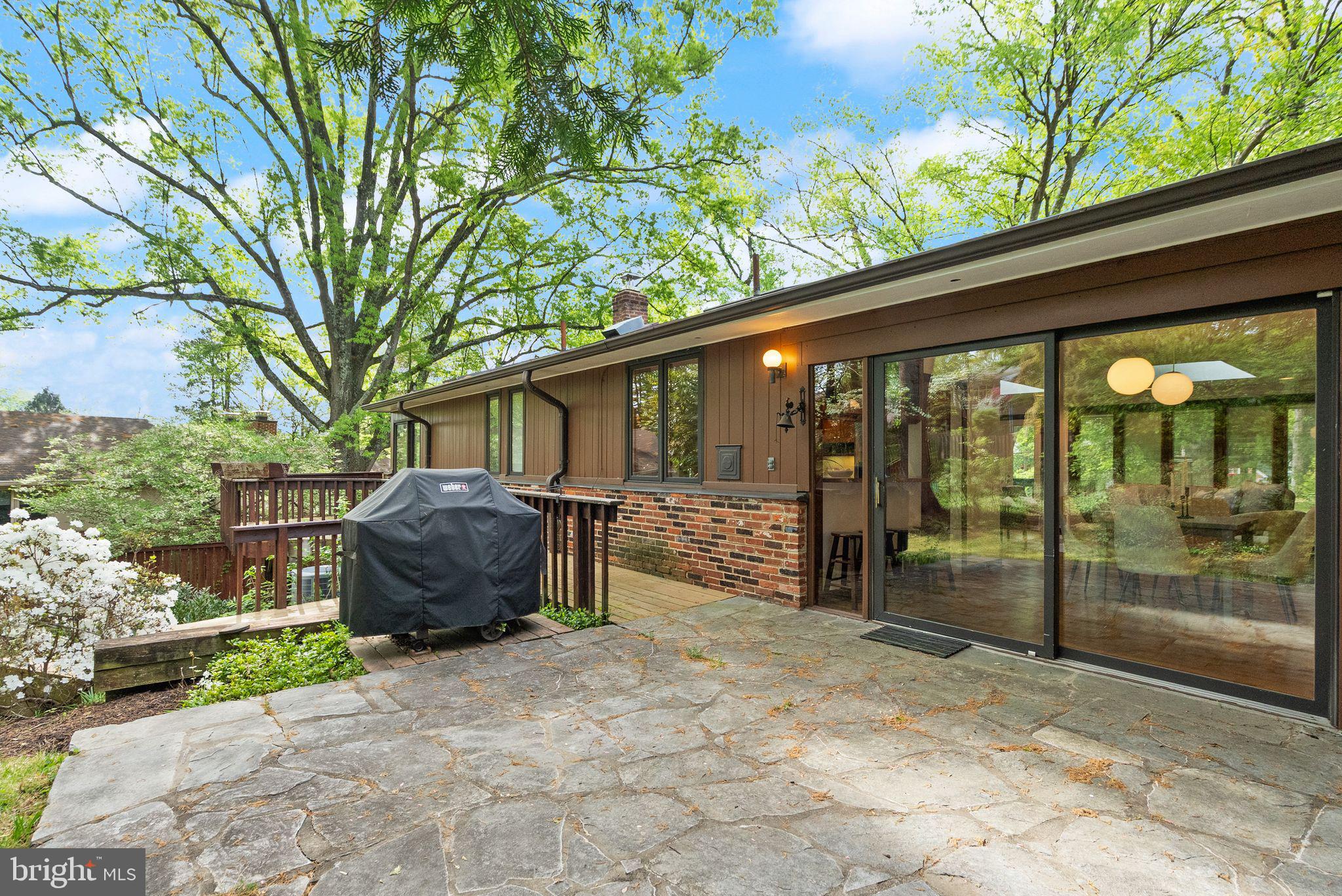 5927 Onondaga Road Bethesda, MD 20816 - Photo 35 of 37 Gallery Image 35