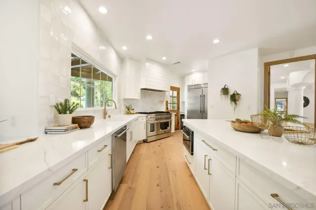 $2,710,000 | 17601 Valle Verde Road, Poway, CA 92064