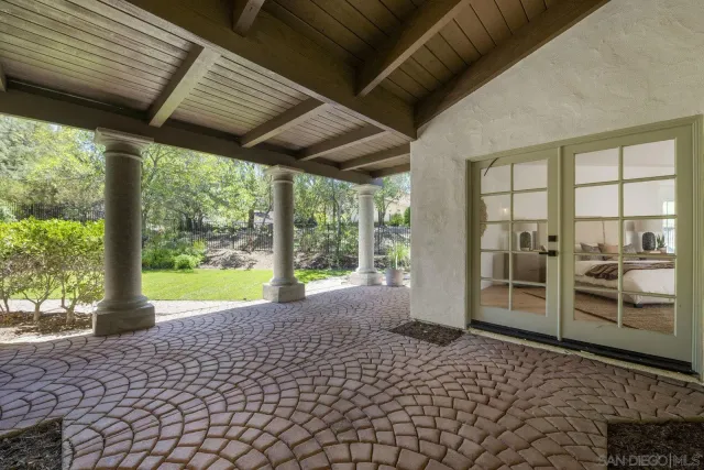$2,710,000 | 17601 Valle Verde Road, Poway, CA 92064