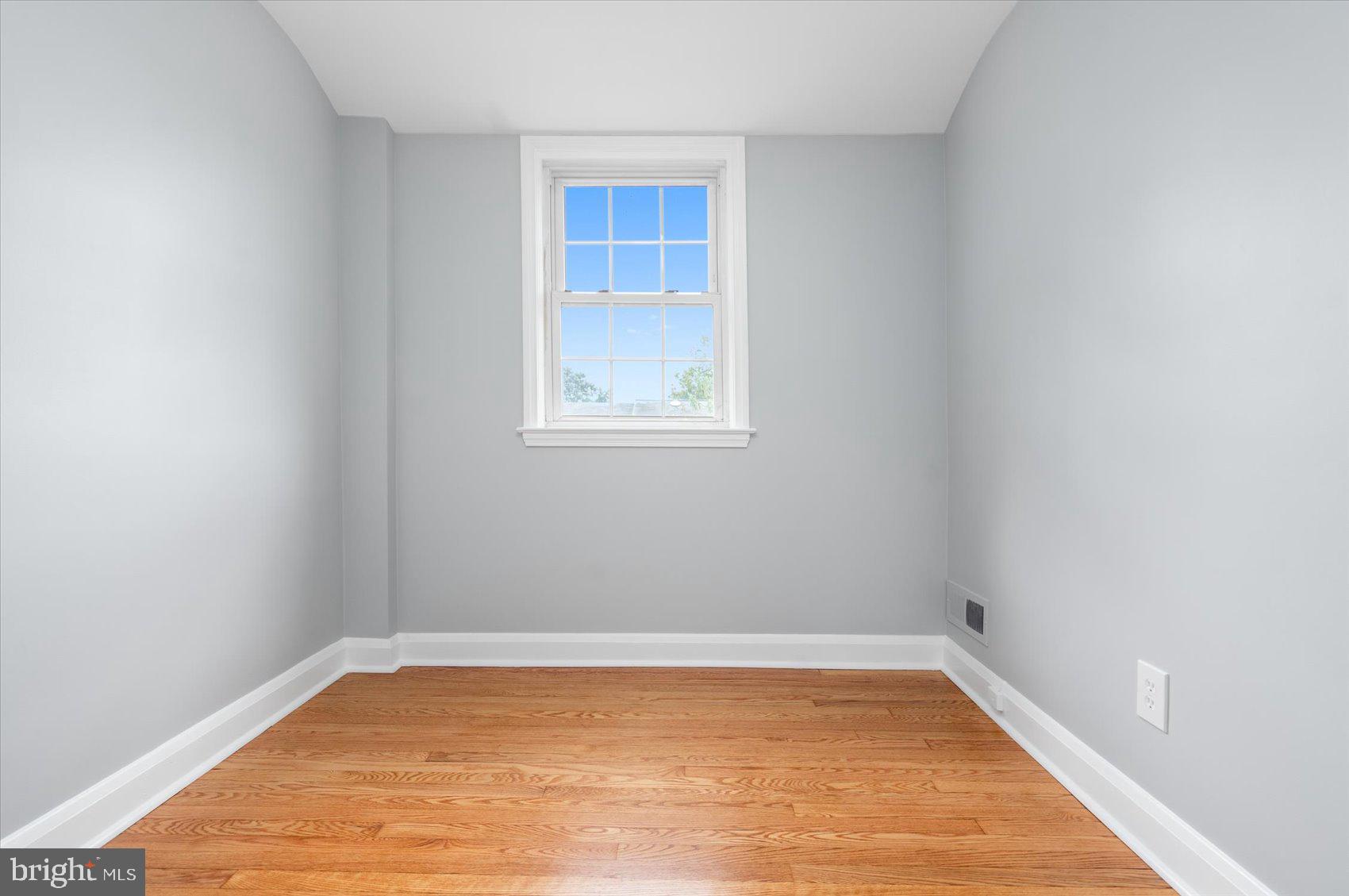 1607 Thetford Road Towson, MD 21286 - Photo 18 of 31