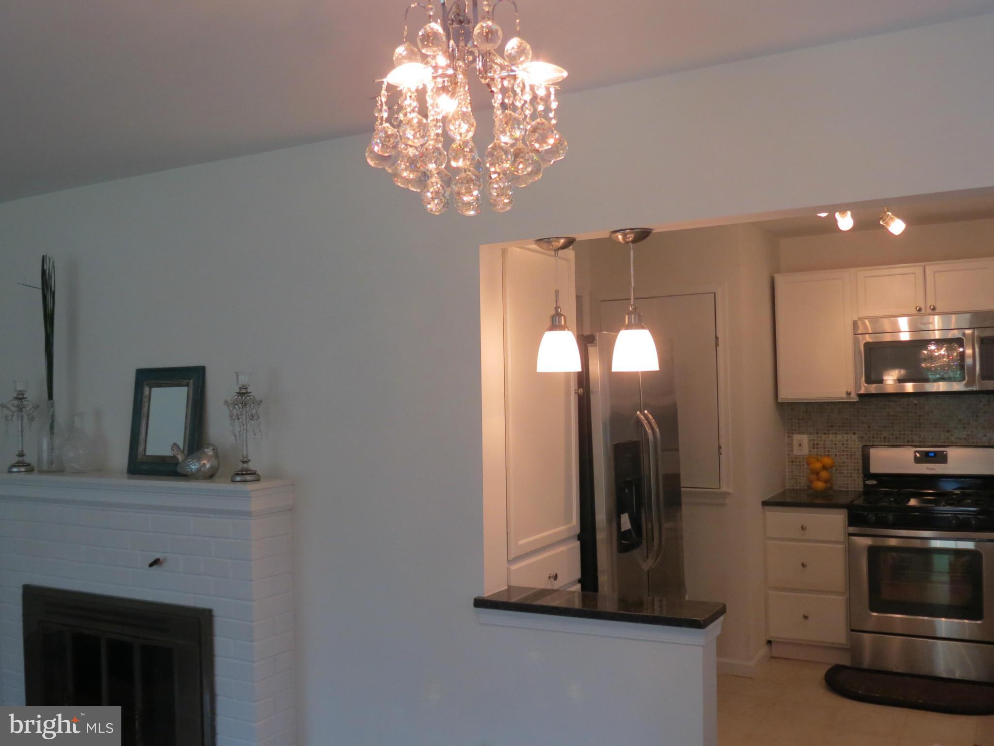 1304 Dilston Road Silver Spring, MD 20903 - Photo 4 of 22 Living Room