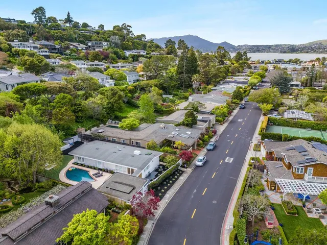 $2,869,000 | 329 San Rafael Avenue, Belvedere, CA 94920