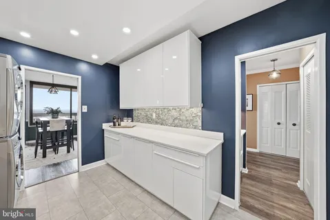 $369,900 | 3701 South George Mason Drive, Unit 1813N, Falls Church, VA 22041