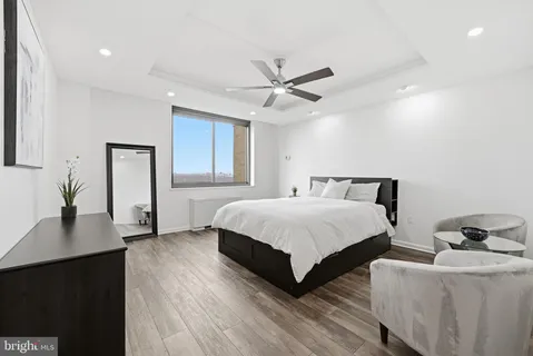 $369,900 | 3701 South George Mason Drive, Unit 1813N, Falls Church, VA 22041