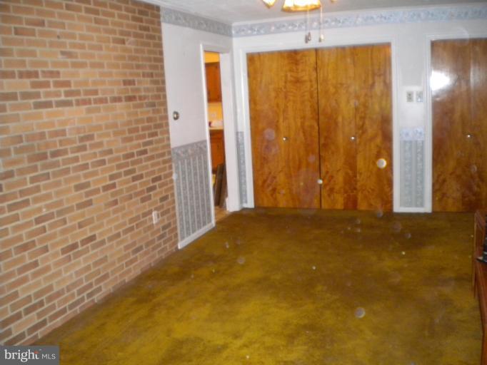 6506 Springbrook Lane Clinton, MD 20735 - Photo 14 of 17 1st Floor Family Room