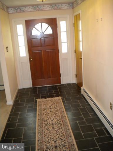 6506 Springbrook Lane Clinton, MD 20735 - Photo 3 of 17 Entry