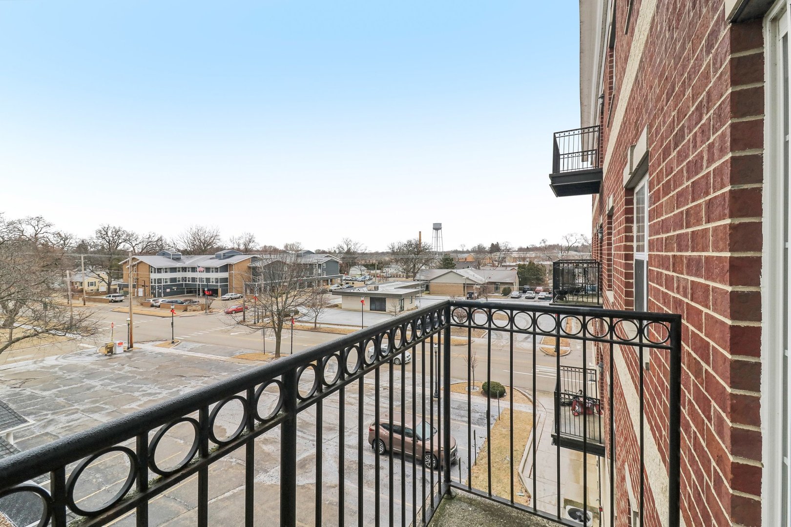 10 North Lake Street, Unit 307 Grayslake, IL 60030 - Photo 11 of 41