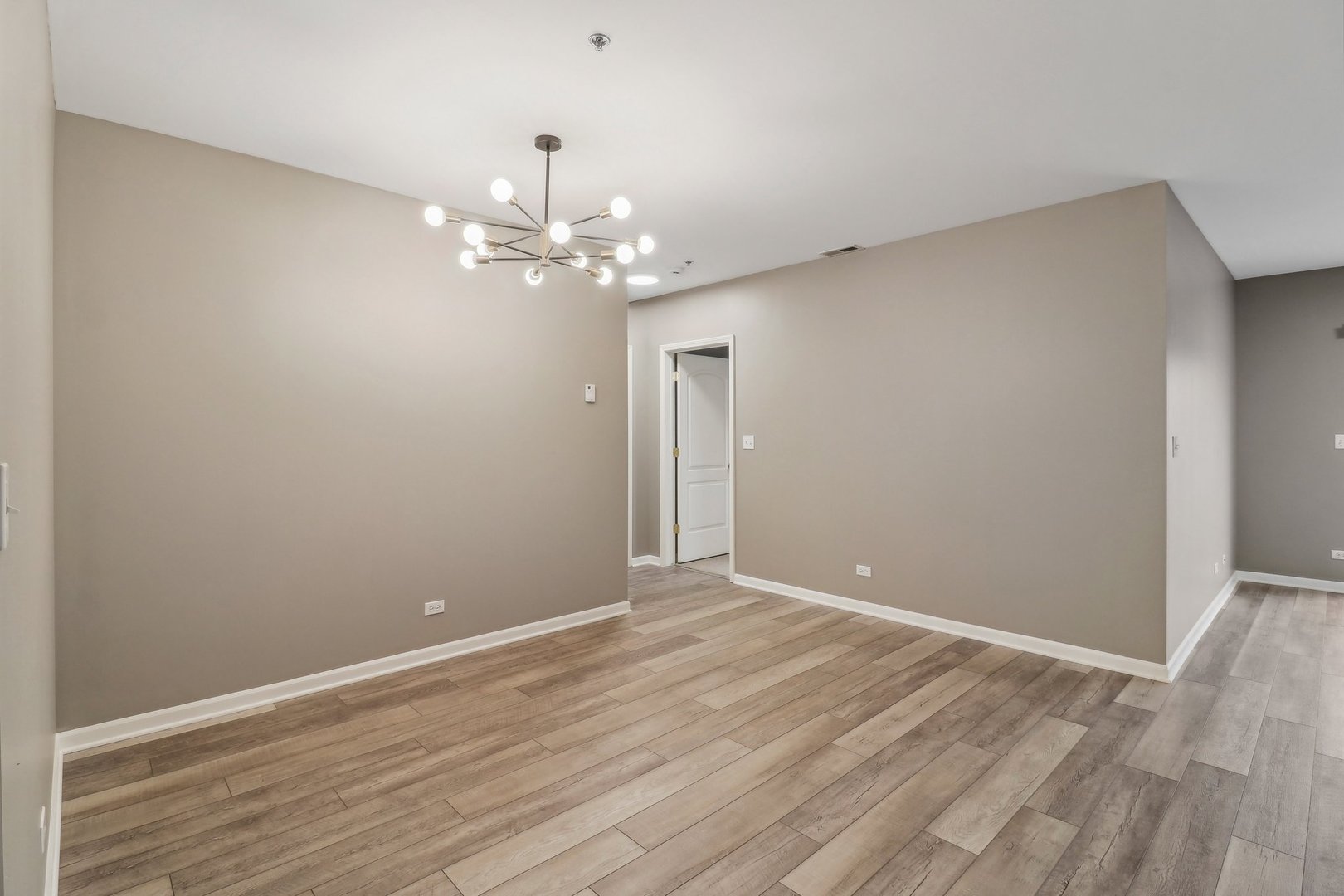 10 North Lake Street, Unit 307 Grayslake, IL 60030 - Photo 13 of 41