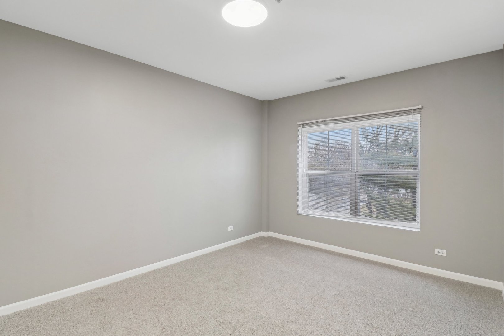 10 North Lake Street, Unit 307 Grayslake, IL 60030 - Photo 19 of 41