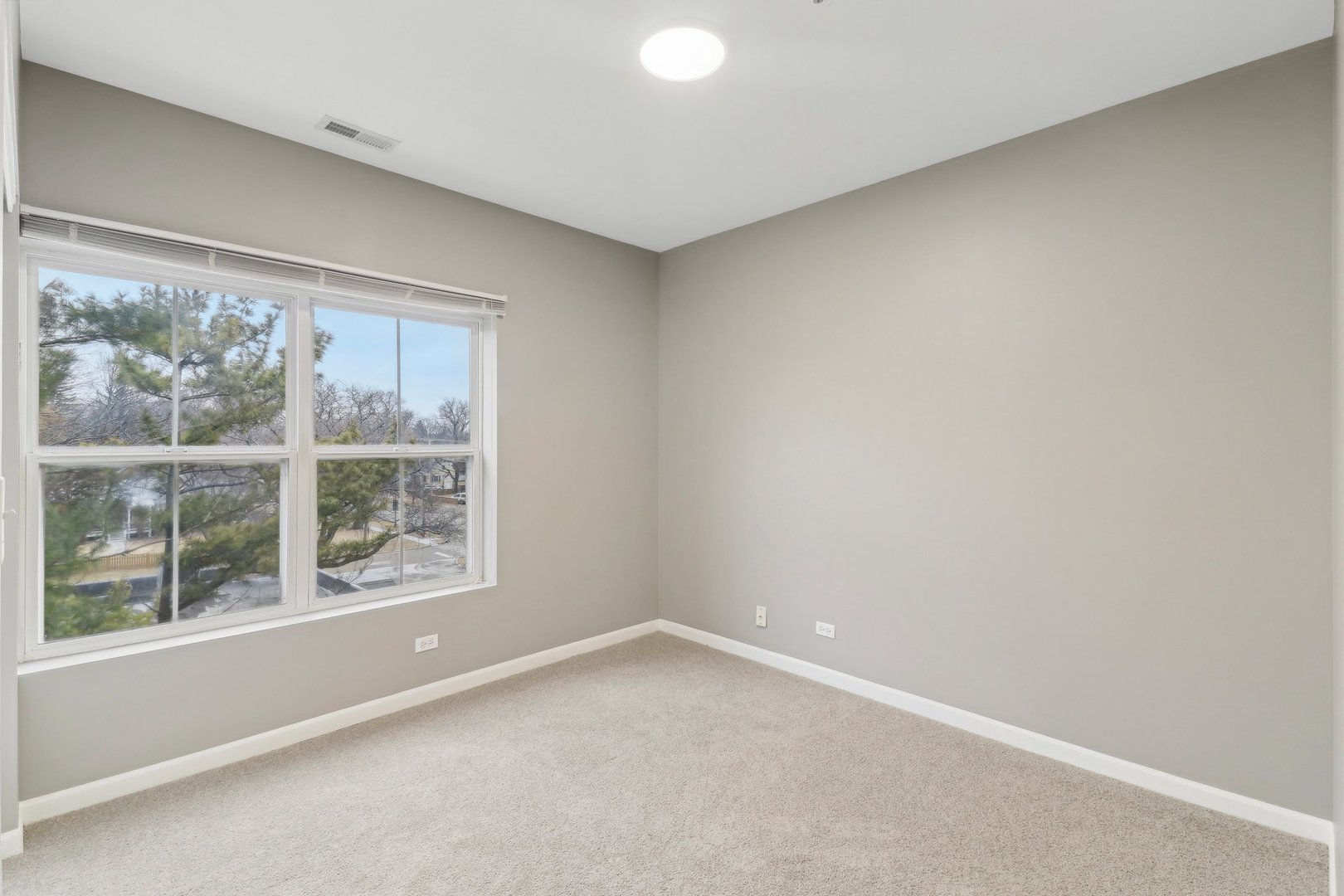 10 North Lake Street, Unit 307 Grayslake, IL 60030 - Photo 25 of 41