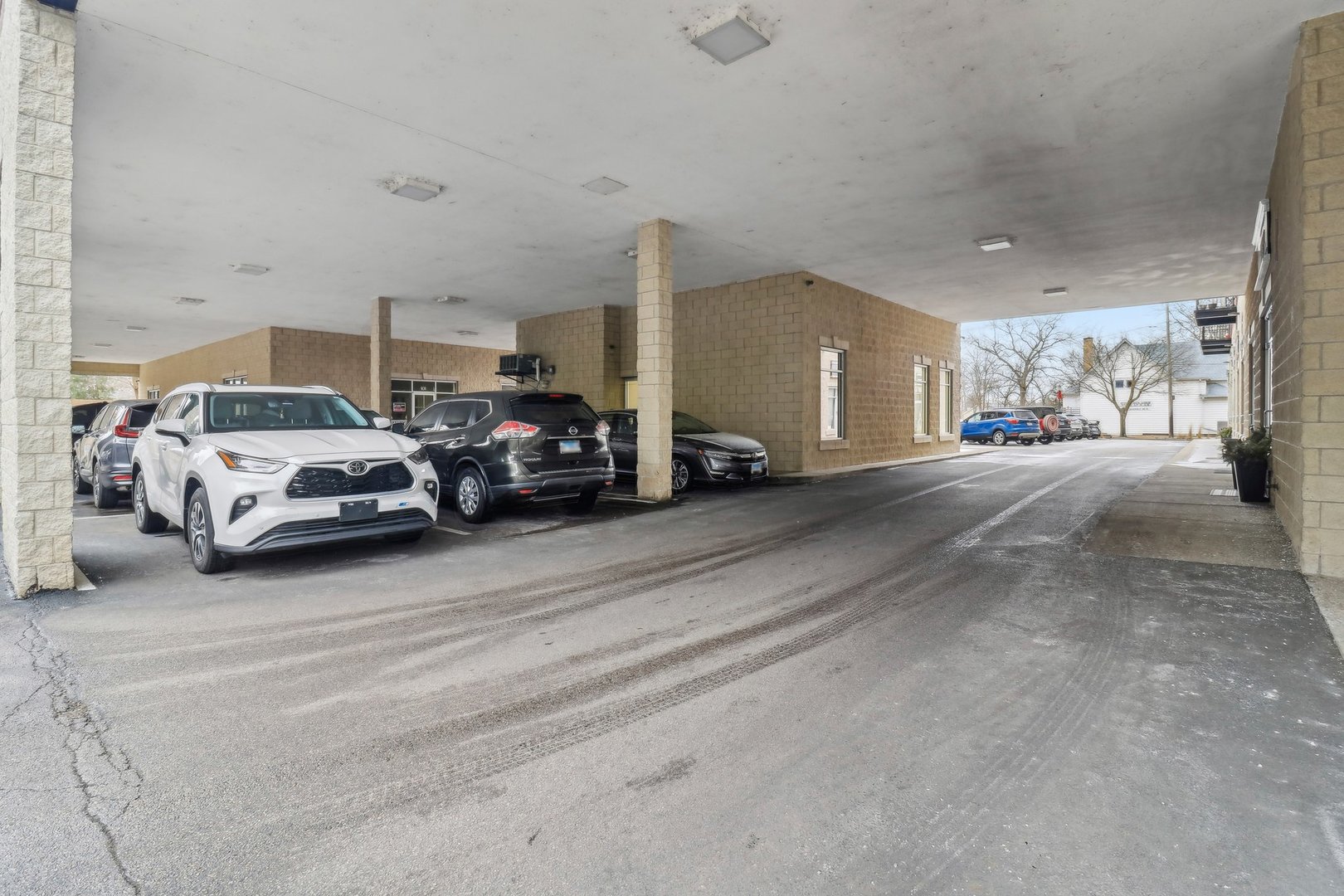 10 North Lake Street, Unit 307 Grayslake, IL 60030 - Photo 32 of 41