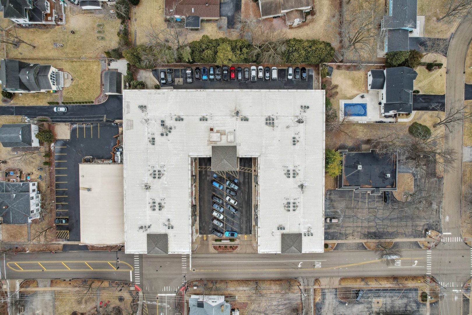 10 North Lake Street, Unit 307 Grayslake, IL 60030 - Photo 35 of 41