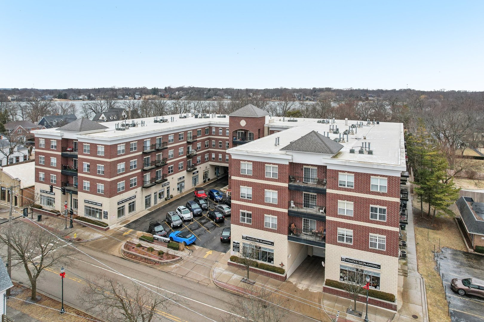 10 North Lake Street, Unit 307 Grayslake, IL 60030 - Photo 36 of 41