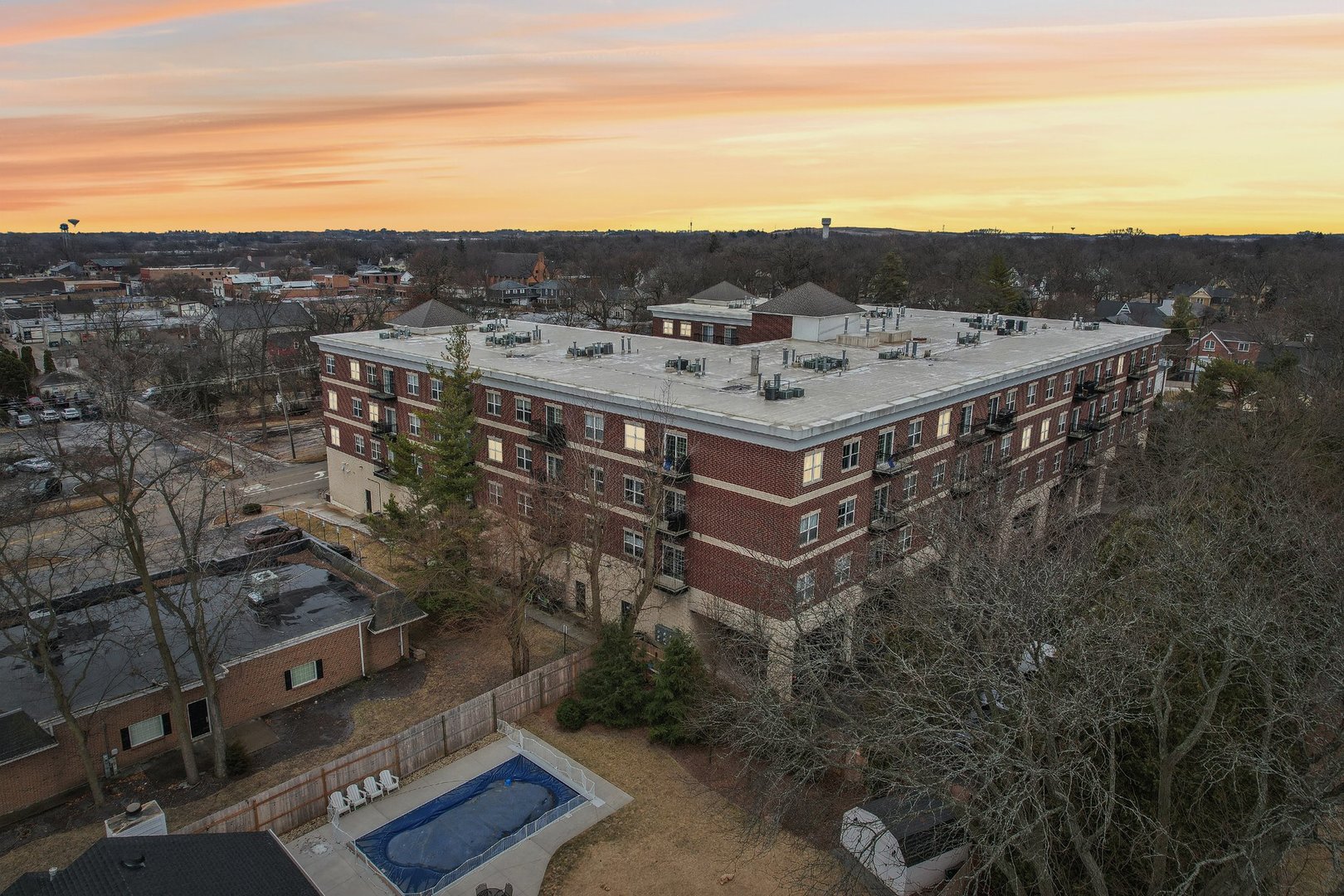 10 North Lake Street, Unit 307 Grayslake, IL 60030 - Photo 39 of 41