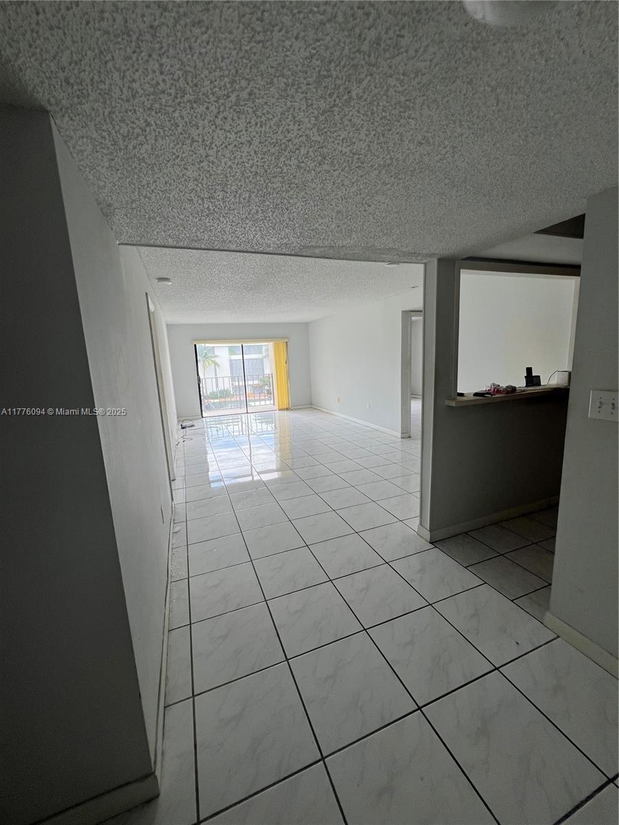 9124 Collins Avenue, Unit 304 Surfside, FL 33154 - Photo 12 of 29