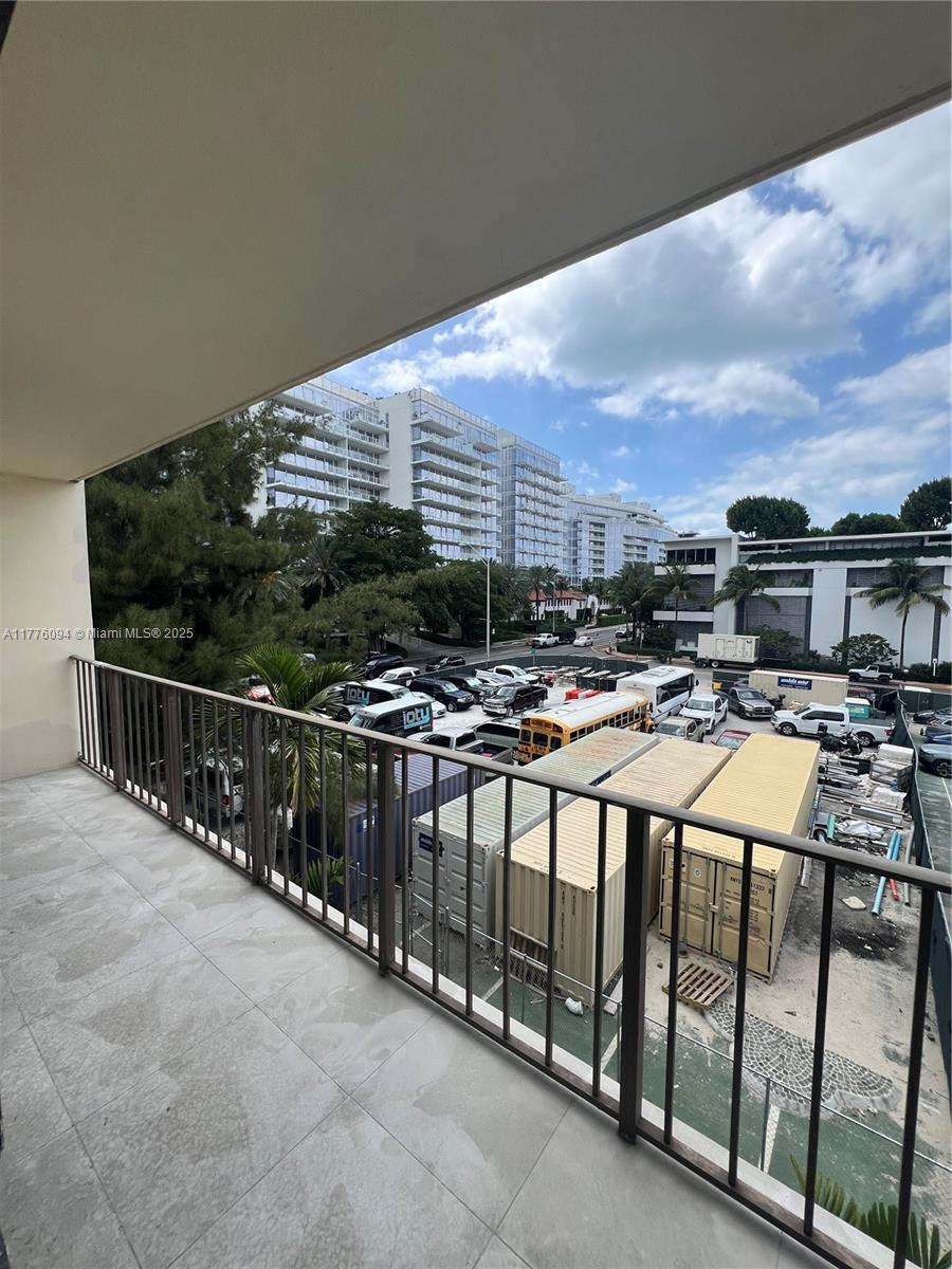 9124 Collins Avenue, Unit 304 Surfside, FL 33154 - Photo 14 of 29