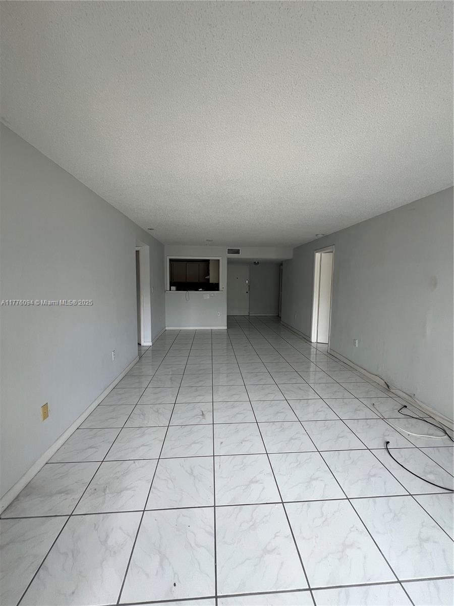9124 Collins Avenue, Unit 304 Surfside, FL 33154 - Photo 15 of 29