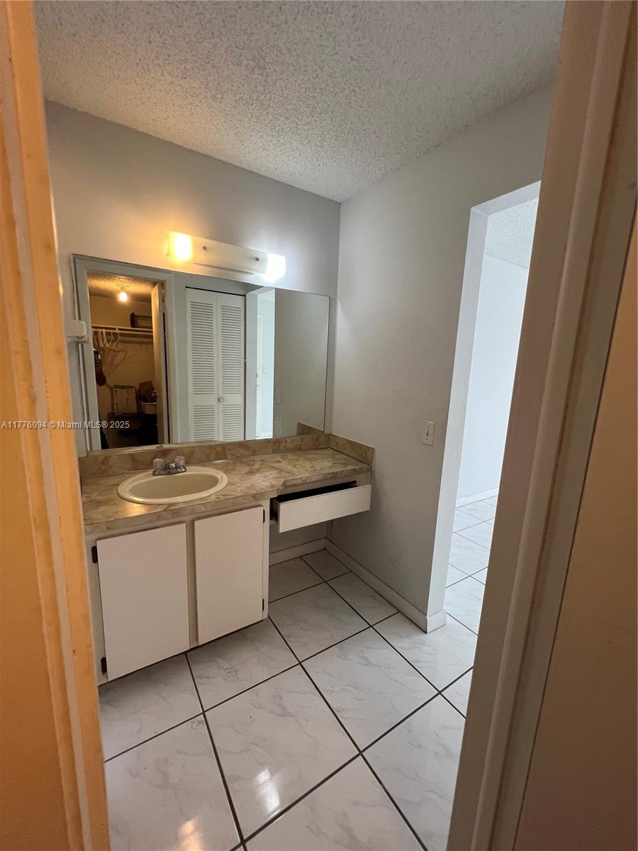 9124 Collins Avenue, Unit 304 Surfside, FL 33154 - Photo 25 of 29