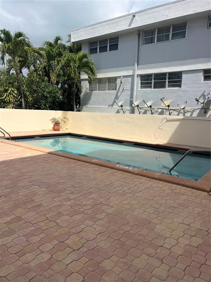 9124 Collins Avenue, Unit 304 Surfside, FL 33154 - Photo 27 of 29