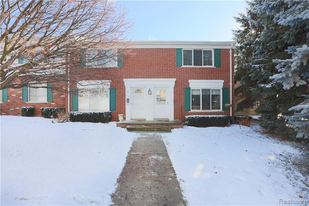 496 Miller Avenue Rochester, MI 48307 - Photo 1 of 13