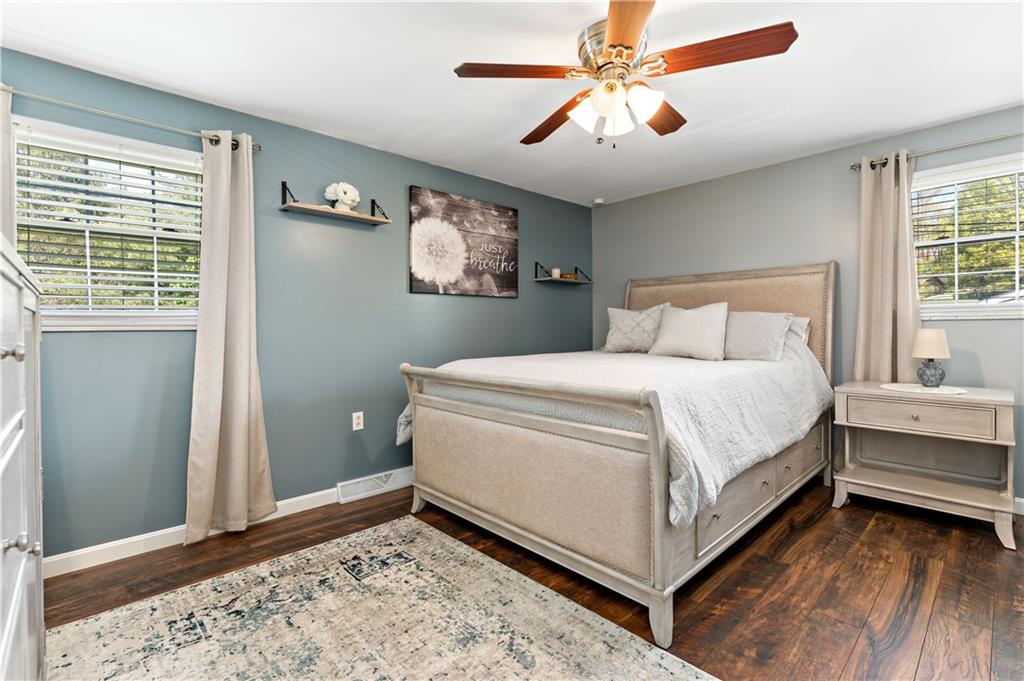 331 Trinity Drive Washington, PA 15301 - Photo 15 of 35 a bedroom with a bed and a window