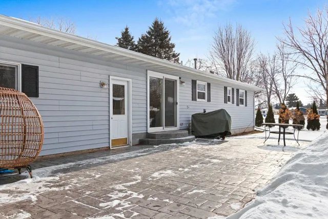 $269,900 | 109 Ridge Road, Clintonville, WI 54929