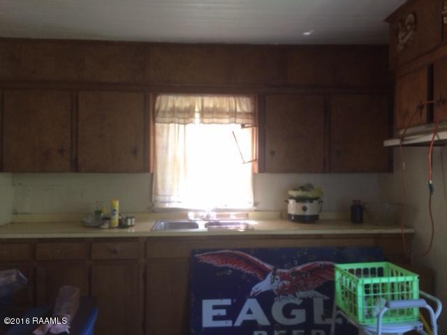137 Rachal Lane Opelousas, LA 70570 - Photo 2 of 13 IMG_2922