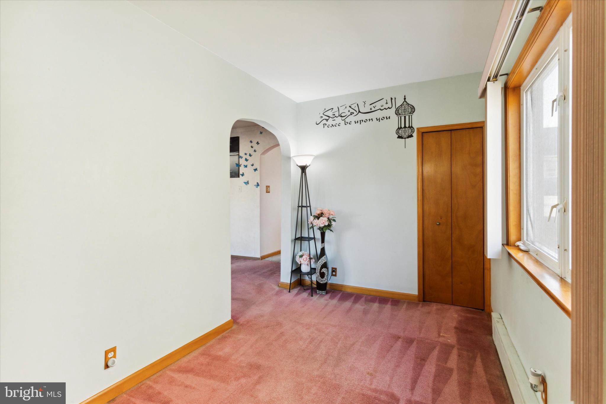 412 Spruce Avenue Upper Darby, PA 19082 - Photo 4 of 25 Entry