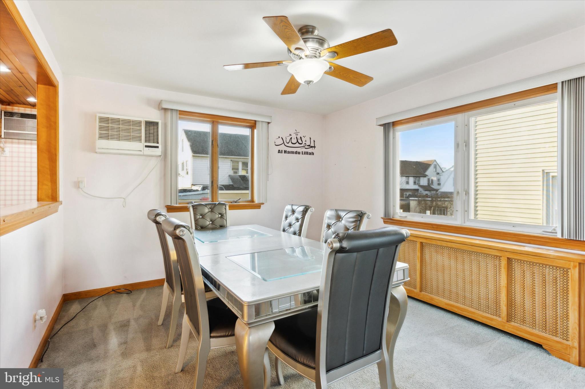 412 Spruce Avenue Upper Darby, PA 19082 - Photo 7 of 25 Dining Room