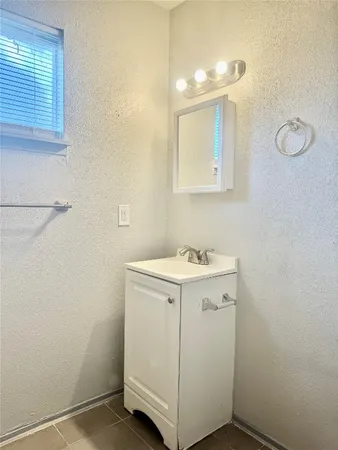 $750 | 1005 Spooner Street, Unit 9, Pasadena, TX 77506