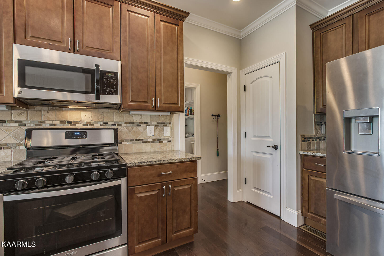 957 Stump Hollow Road Spring City, TN 37381 - Photo 18 of 60 18_StumpHollowRoad_957_Kitchen02