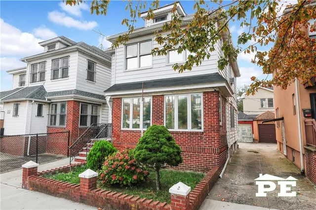 $1,100,000 | 3222 Kings Highway | Midwood