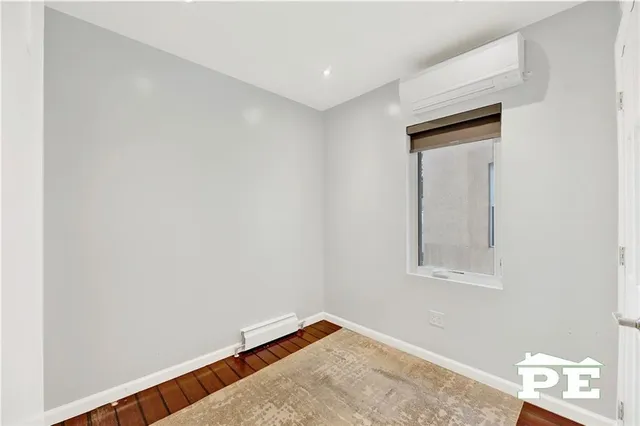 $1,100,000 | 3222 Kings Highway | Midwood