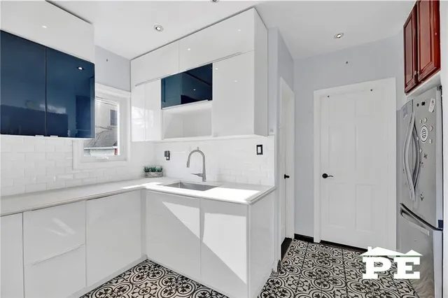 $1,100,000 | 3222 Kings Highway | Midwood