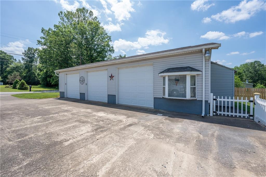 164 Seger Road Derry, PA 15627 - Photo 3 of 47 Gallery Image 3