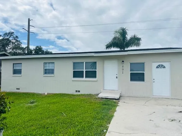 $1,700 | 491 West Jordan Boulevard, Pahokee, FL 33476