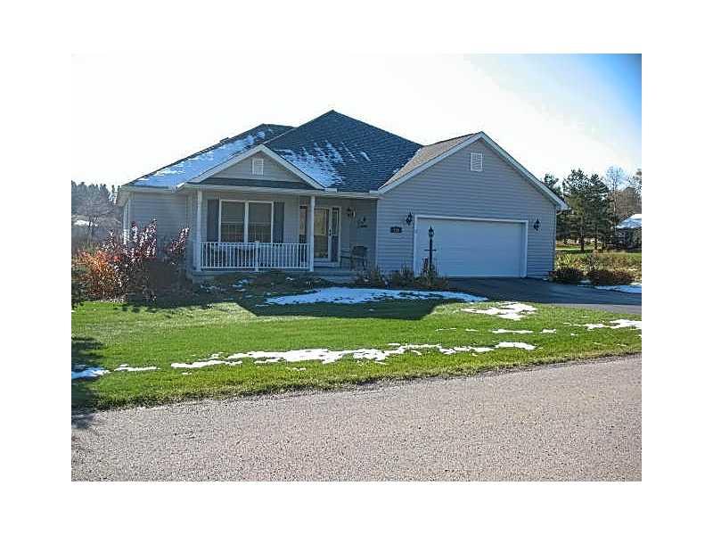 125 Manjit Road Somerset, PA 15501 - Photo 1 of 19 Exterior Front.