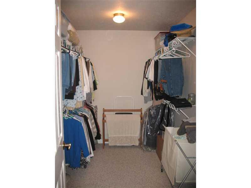 125 Manjit Road Somerset, PA 15501 - Photo 7 of 19 Other. Walk-In Closet