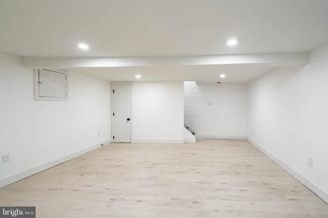 a view of empty room