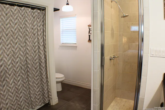 $1,850 | 320 Lighthouse, Canyon Lake, TX 78133