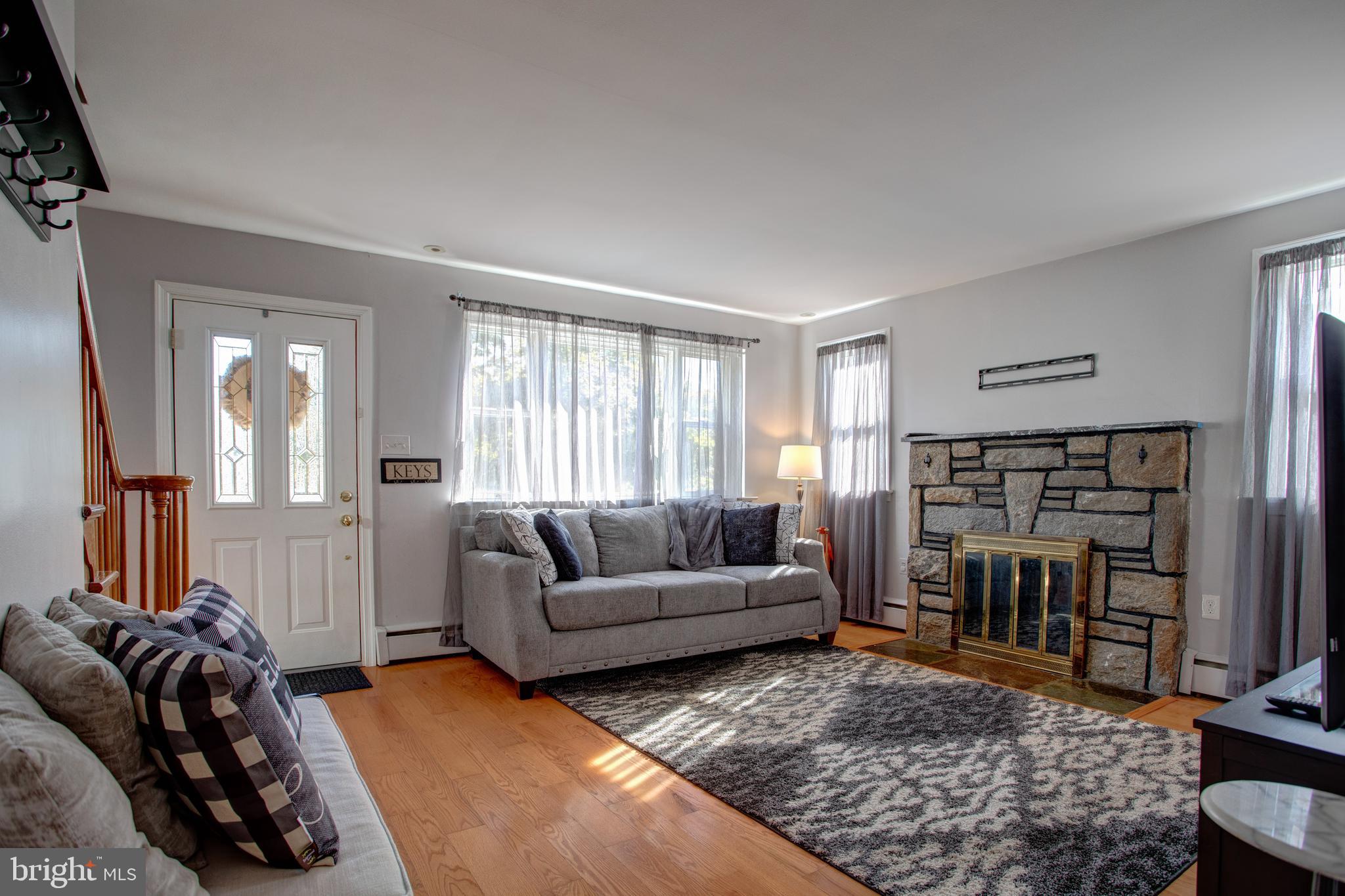 517 Colwell Road Woodlyn, PA 19094 - Photo 6 of 34