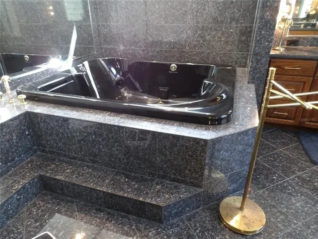 $650,000 | 7222 Auburn Lane, New Port Richey, FL 34654