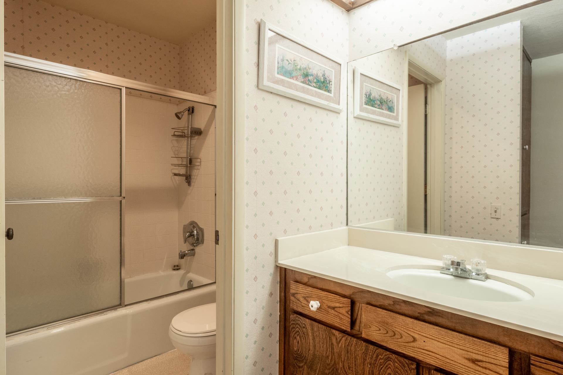 25 Lee Road, Unit 161 Mammoth Lakes, CA 93546 - Photo 22 of 43 a bathroom with a granite countertop sink toilet and shower