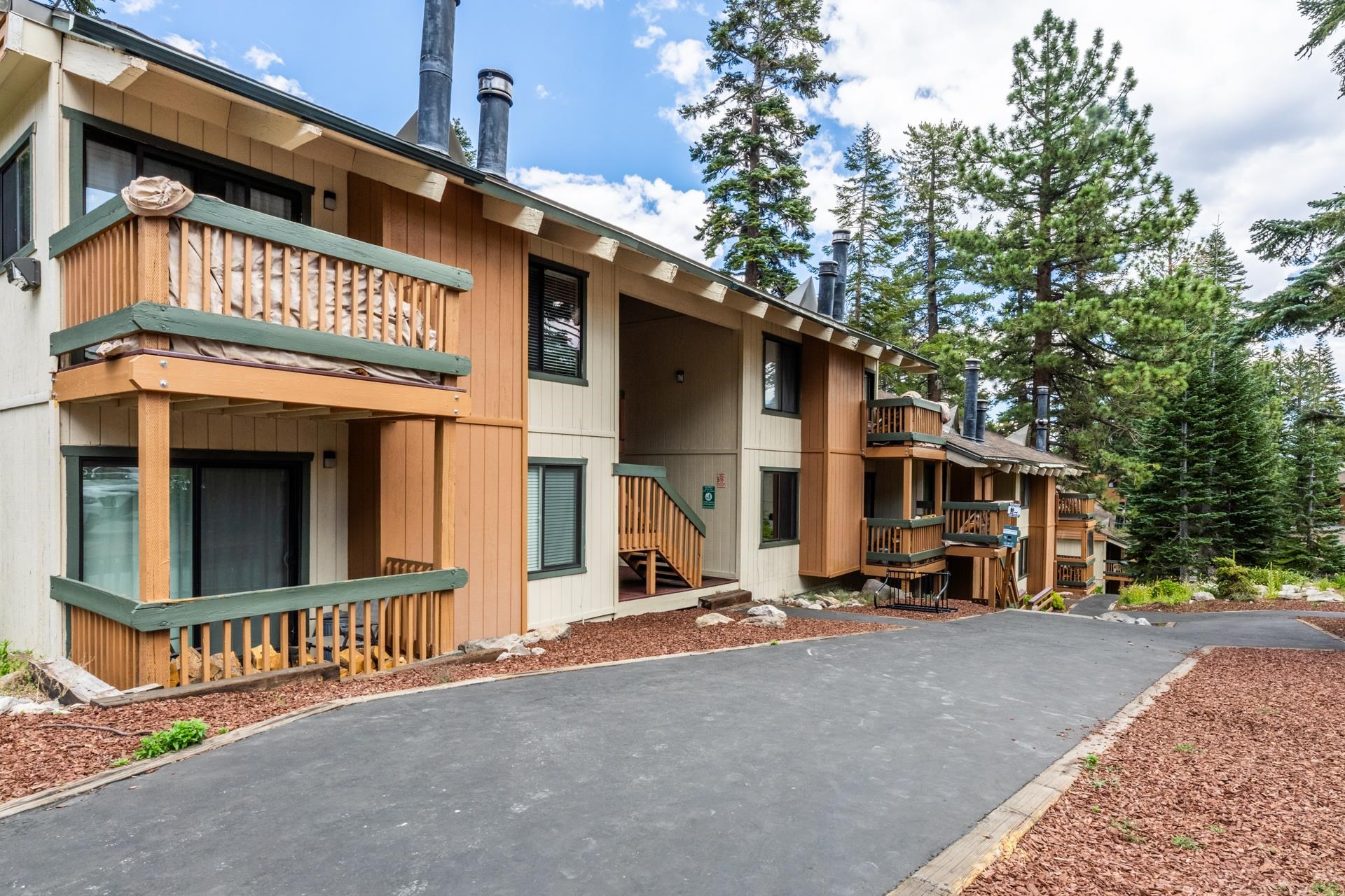 25 Lee Road, Unit 161 Mammoth Lakes, CA 93546 - Photo 31 of 43 a view of a building with many windows