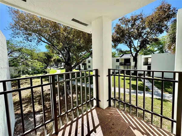 $2,400 | 3610 Southwest 114th Avenue, Unit 4202, Miami, FL 33165