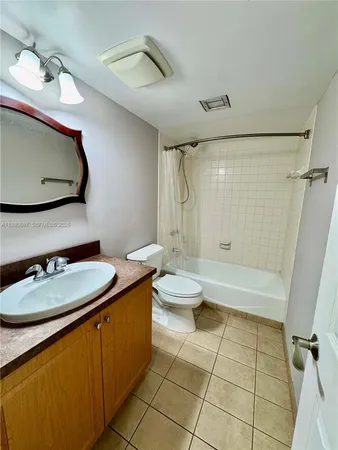 $2,400 | 3610 Southwest 114th Avenue, Unit 4202, Miami, FL 33165