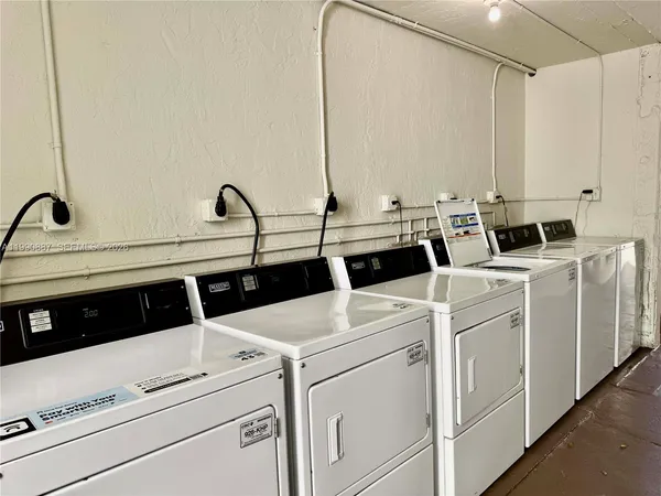 $2,400 | 3610 Southwest 114th Avenue, Unit 4202, Miami, FL 33165