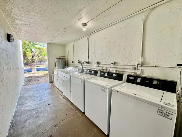 $2,400 | 3610 Southwest 114th Avenue, Unit 4202, Miami, FL 33165