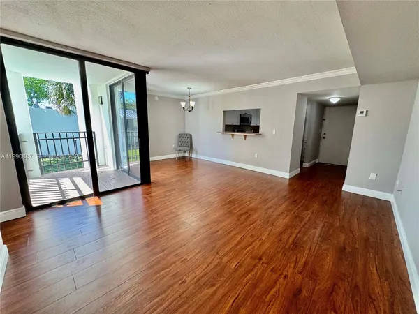 $2,400 | 3610 Southwest 114th Avenue, Unit 4202, Miami, FL 33165