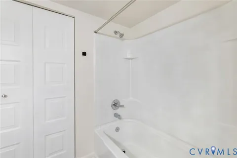 $260,000 | 1501 Largo Road, Unit 301, Henrico, VA 23238